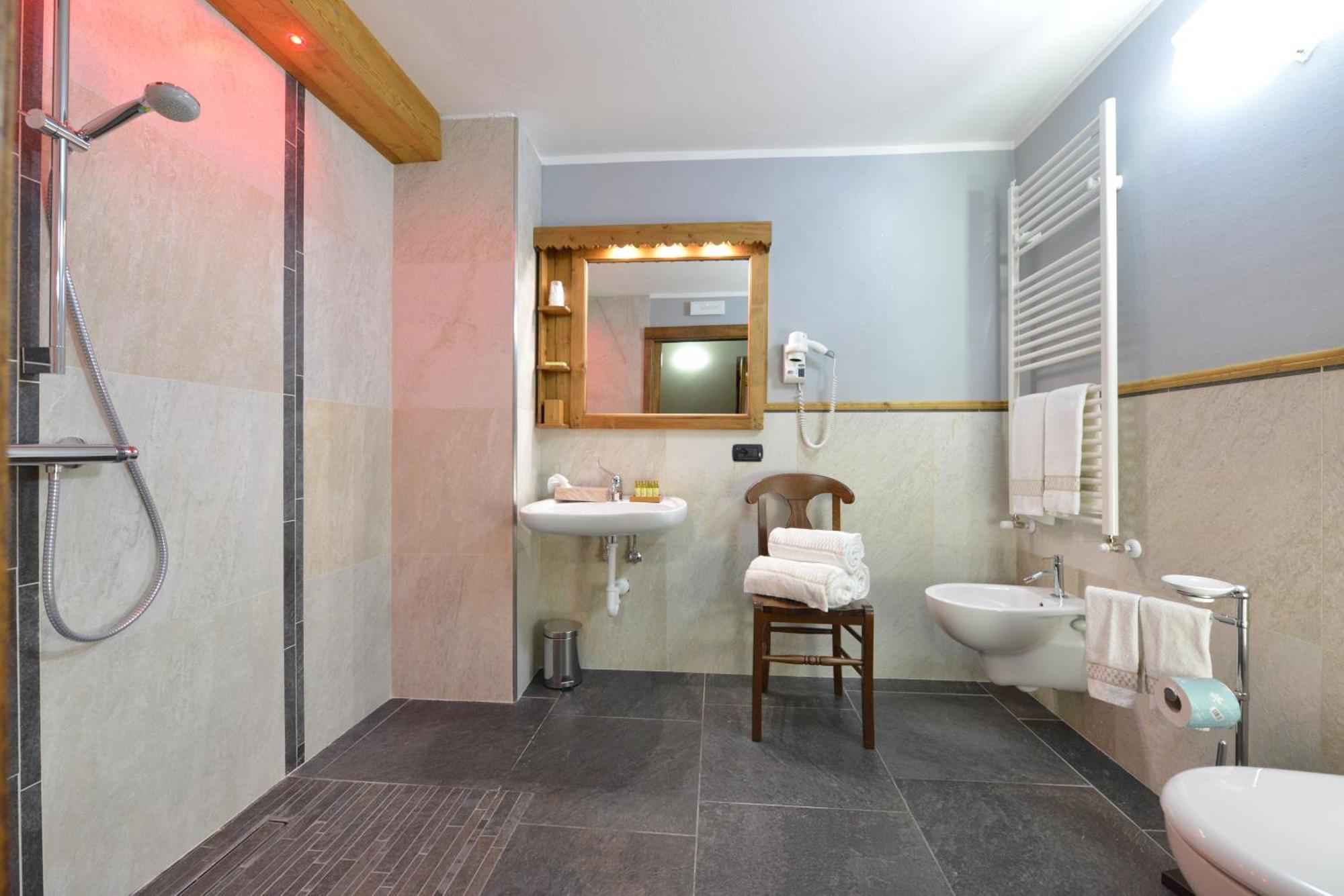 Mollino Rooms Breuil-Cervinia Eksteriør bilde