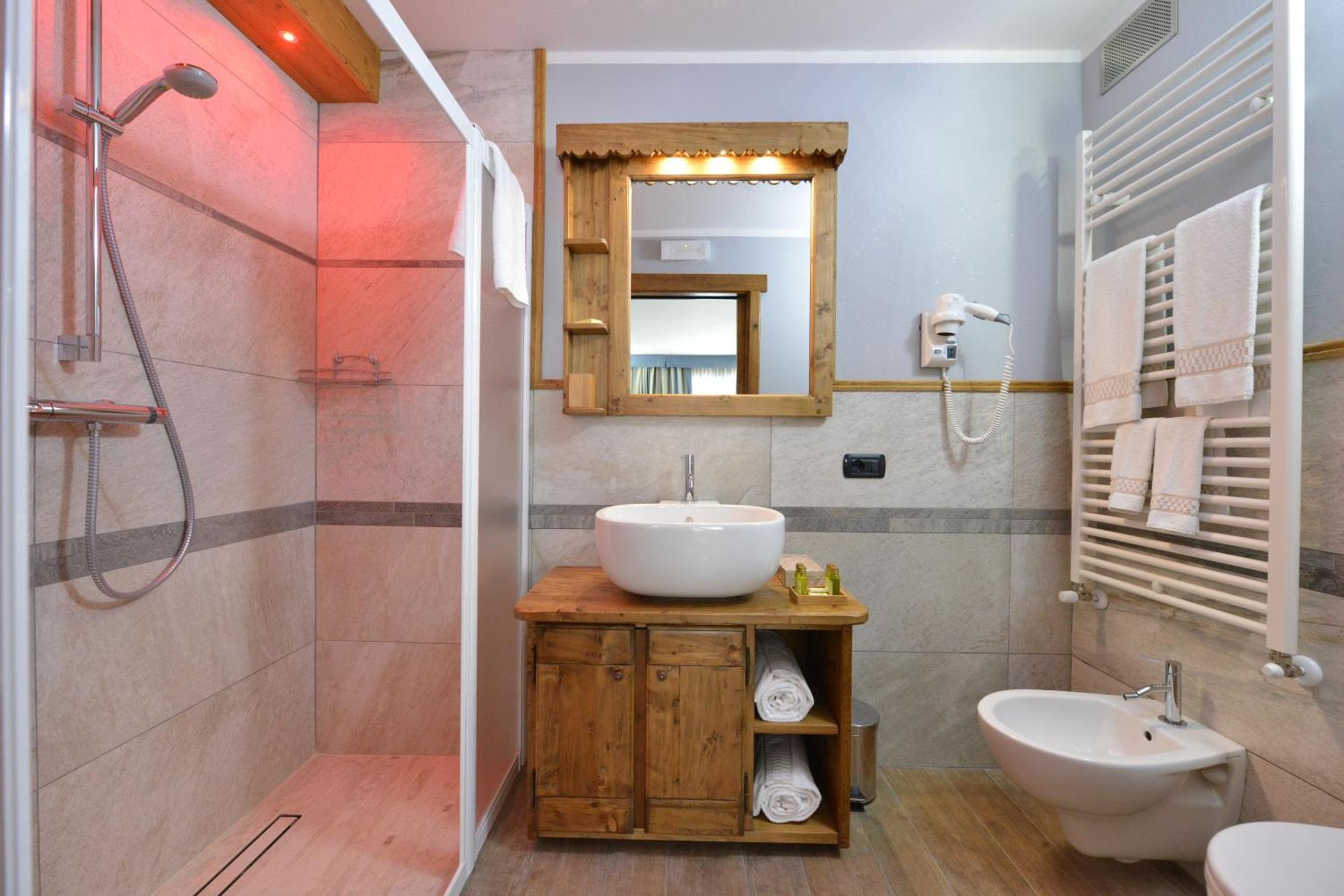 Mollino Rooms Breuil-Cervinia Eksteriør bilde
