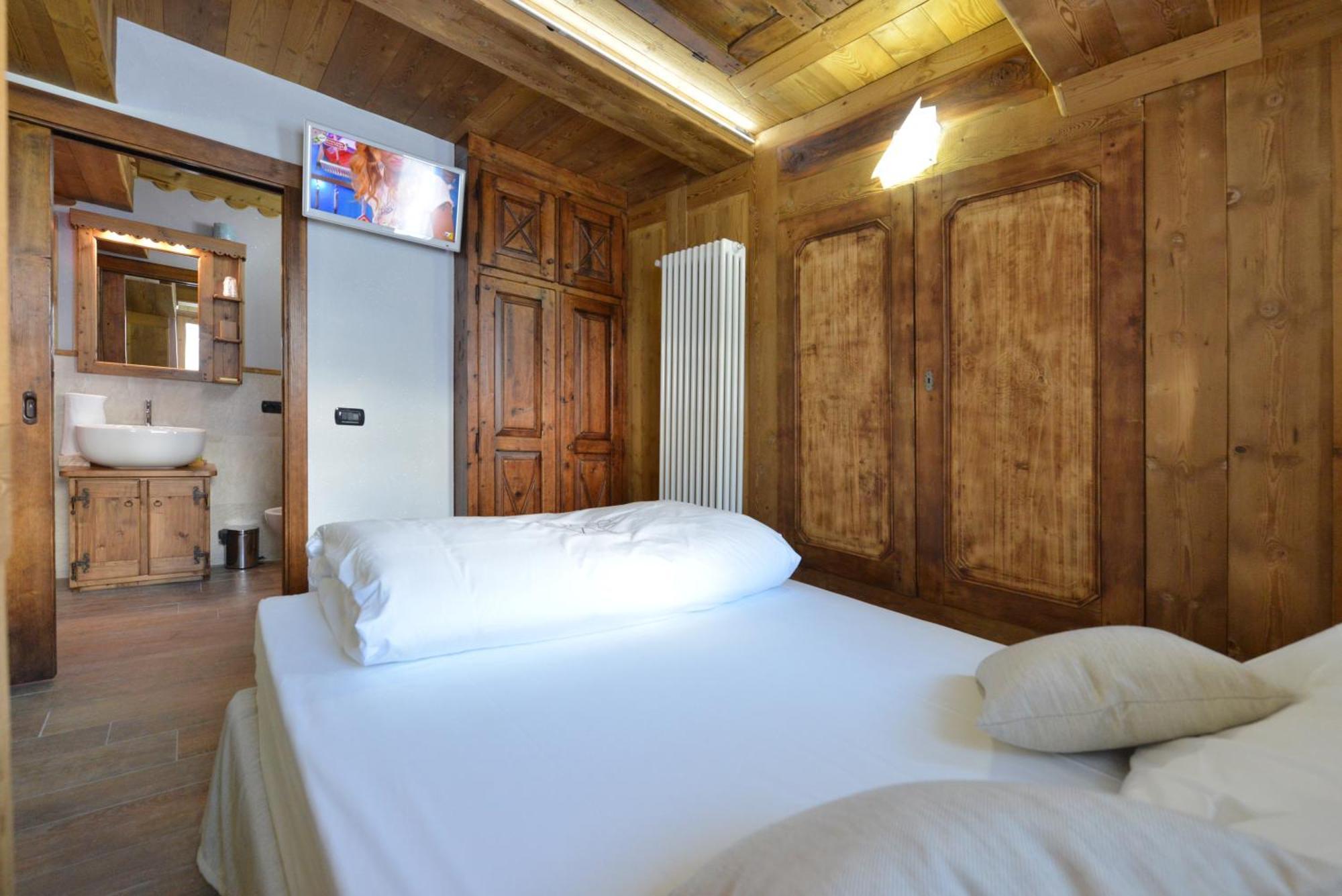 Mollino Rooms Breuil-Cervinia Eksteriør bilde